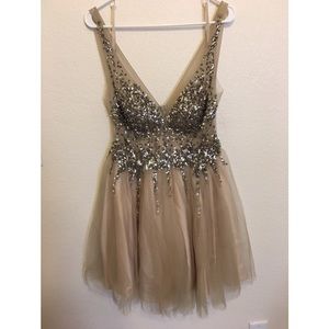 Gorgeous open-back formal dress